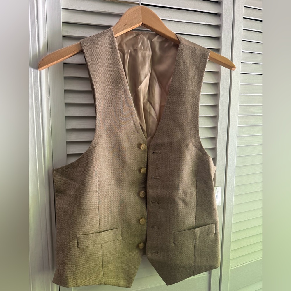 NWT Ralph Lauren women’s small vest - tan